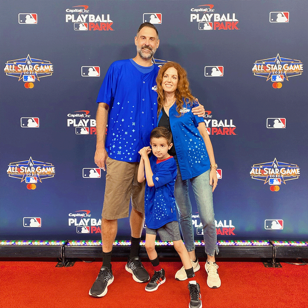 Elliot and his family at the All Star Game
